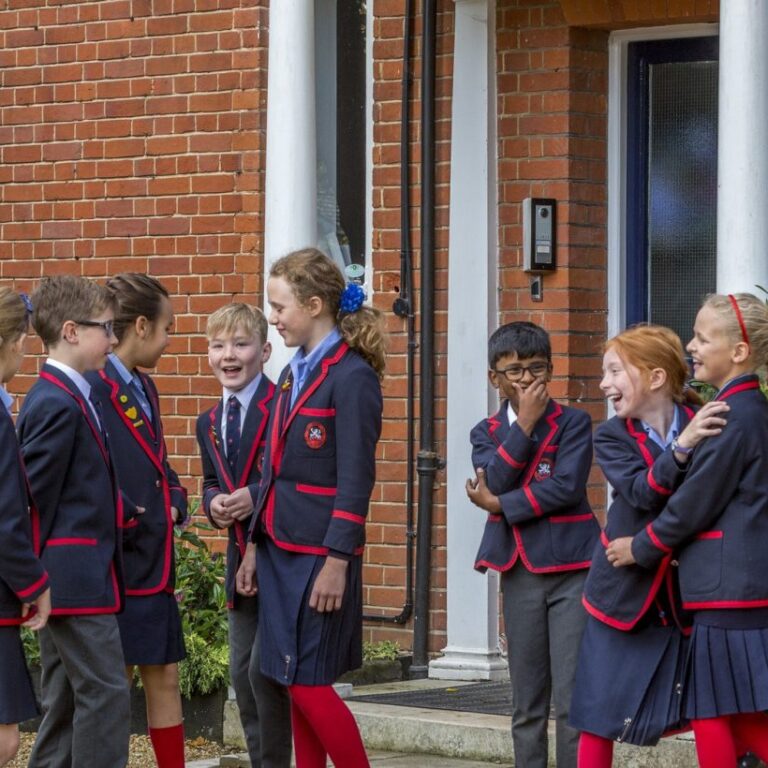 Curriculum Private School in Surrey Lyndhurst School